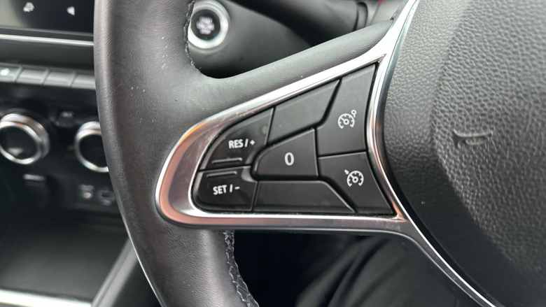 Renault Captur 1.3 TCE 130 Iconic 5dr Petrol Hatchback